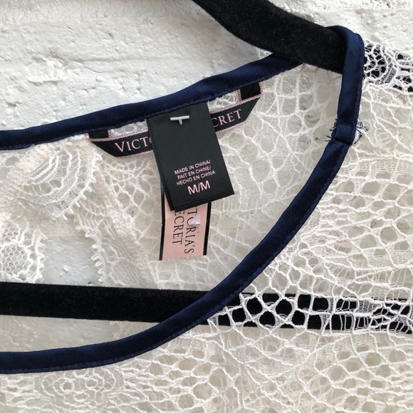 Victoria’s Secret Lace Crop Top lingerie NWT - Picture 2 of 6